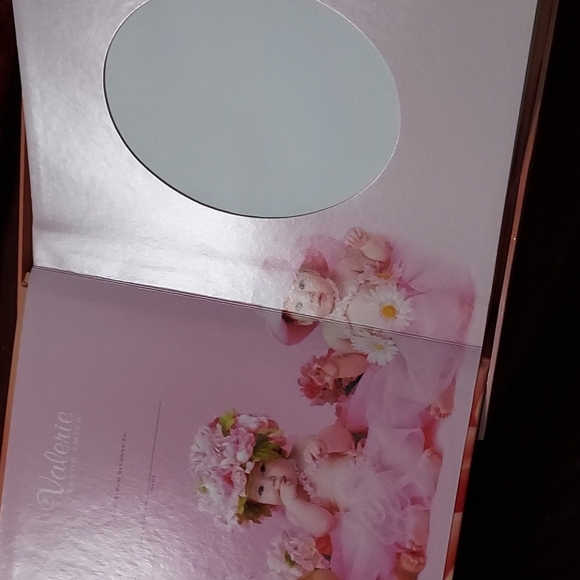 Peekaboo Baby Photo Album,multicolors have different shapes for inserting photos - Picture 2 of 12